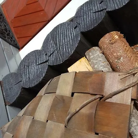 Hilupilttuu 샬레 *