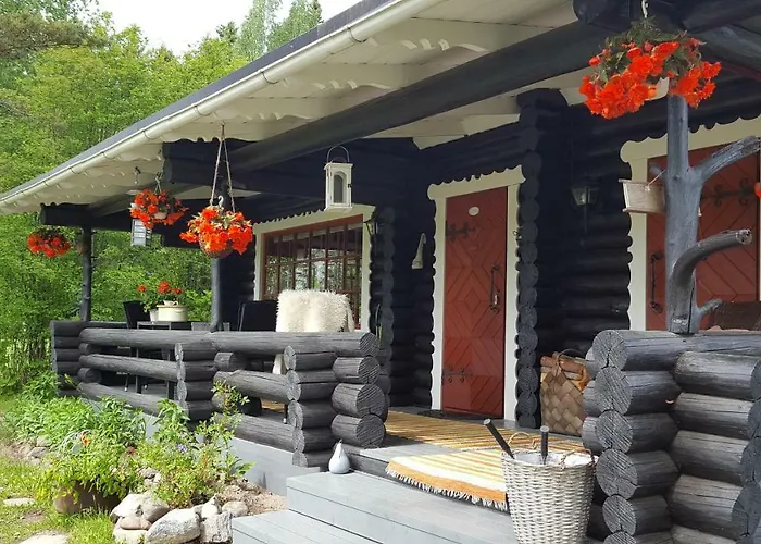 Hilupilttuu 木屋 *