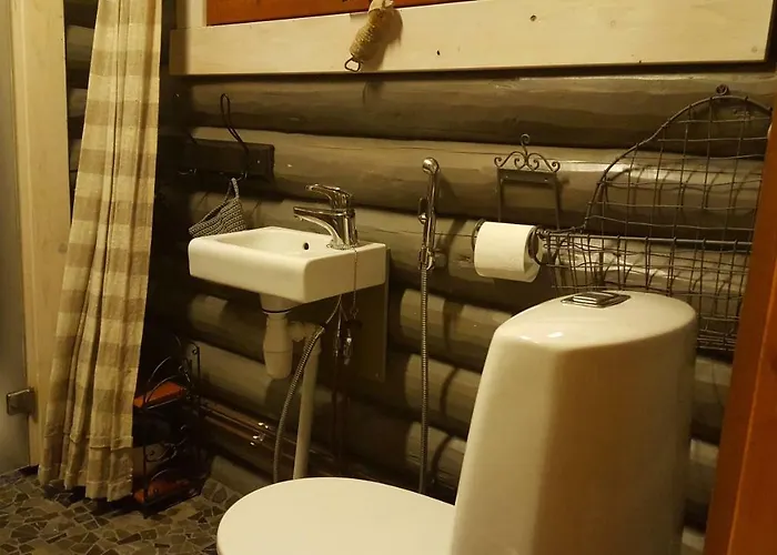 木屋 Hilupilttuu *